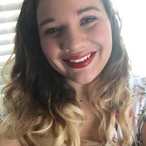 Meet your Posher, Sasha